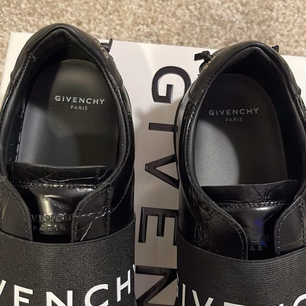 Womens Givenchy Black Croc Elastic Urban Knots Sneakers - Picture 5 of 9